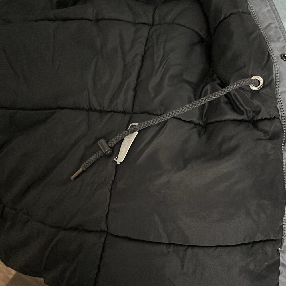 Winter jacket - Picture 8 of 8